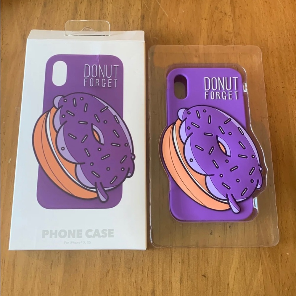 New IPhone X/ XS case purple donut